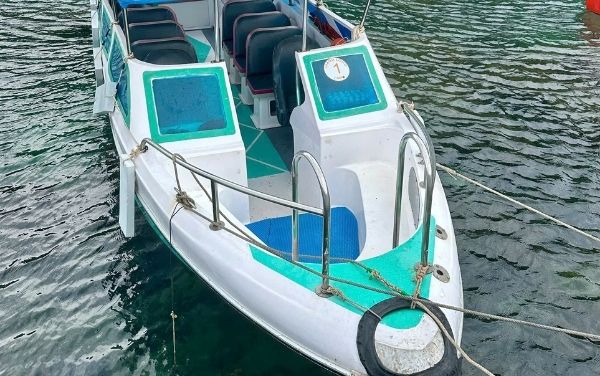 3 Island Tour - speadboat