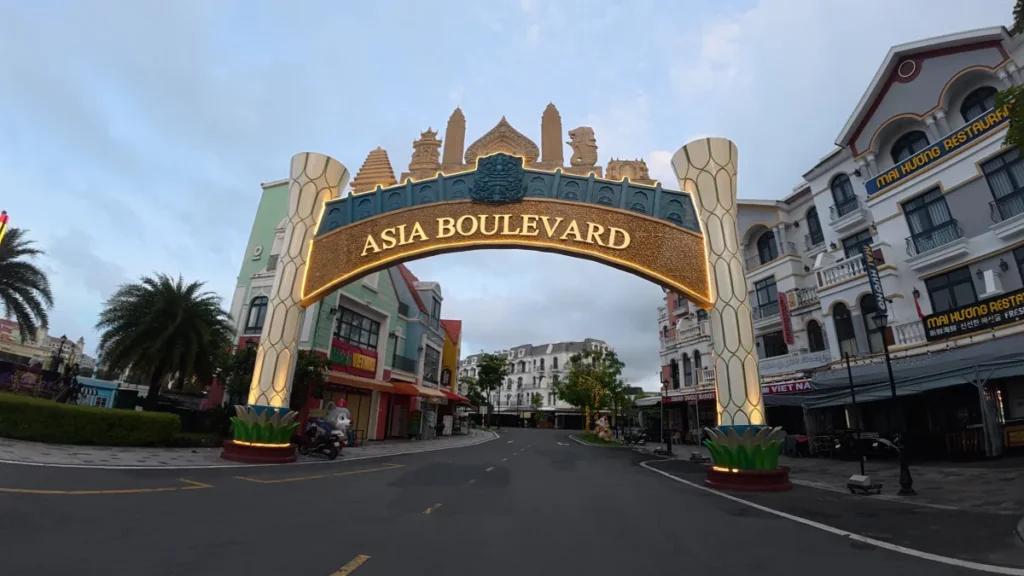 Grand World Asia Boulevard